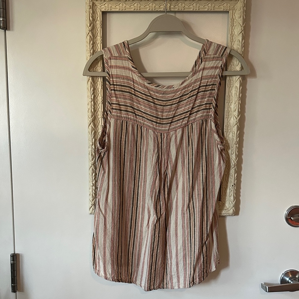 LILY MORGAN | Linen Striped Sleeveless Top with Pocket and Button Down - Picture 9 of 11